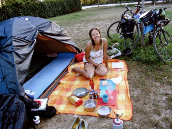 Camping Orange